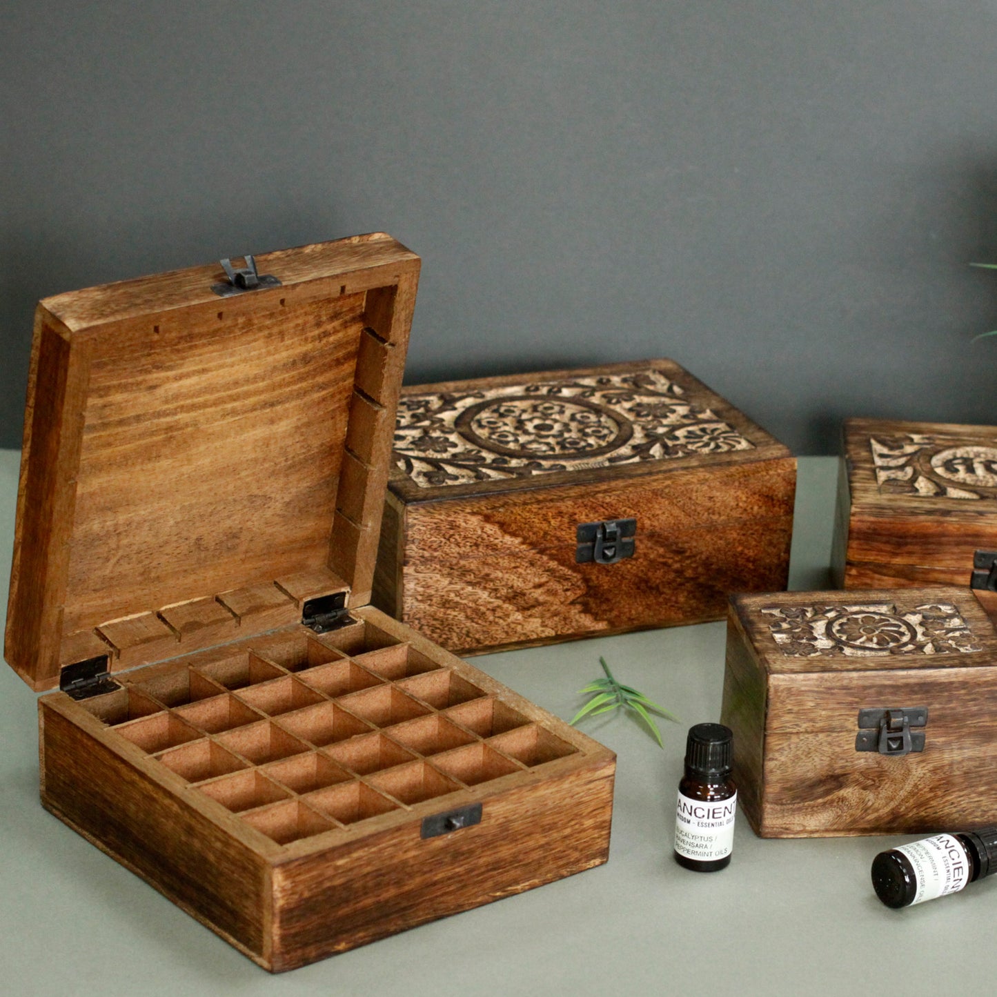 Aromatherapy Floral Carved Box, (Holds 80x 10ml Bottles)